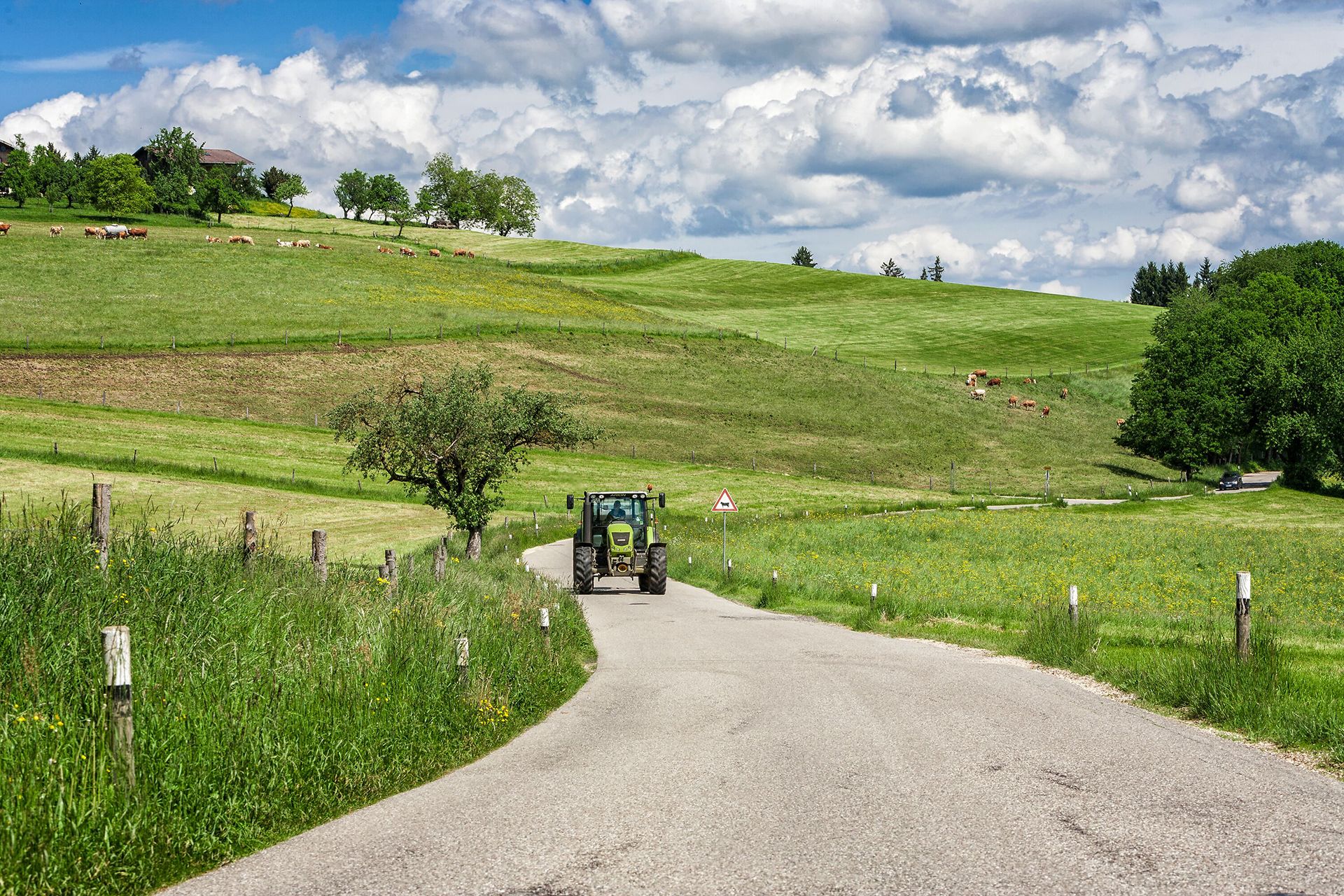 Traktor in der Region Waginger See Urlaub auf dem Bauernhof