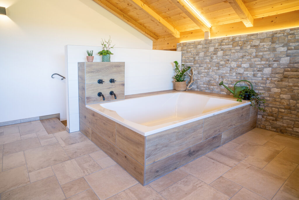 Doppelbadewanne in der Ferienwohnung Alpenblick