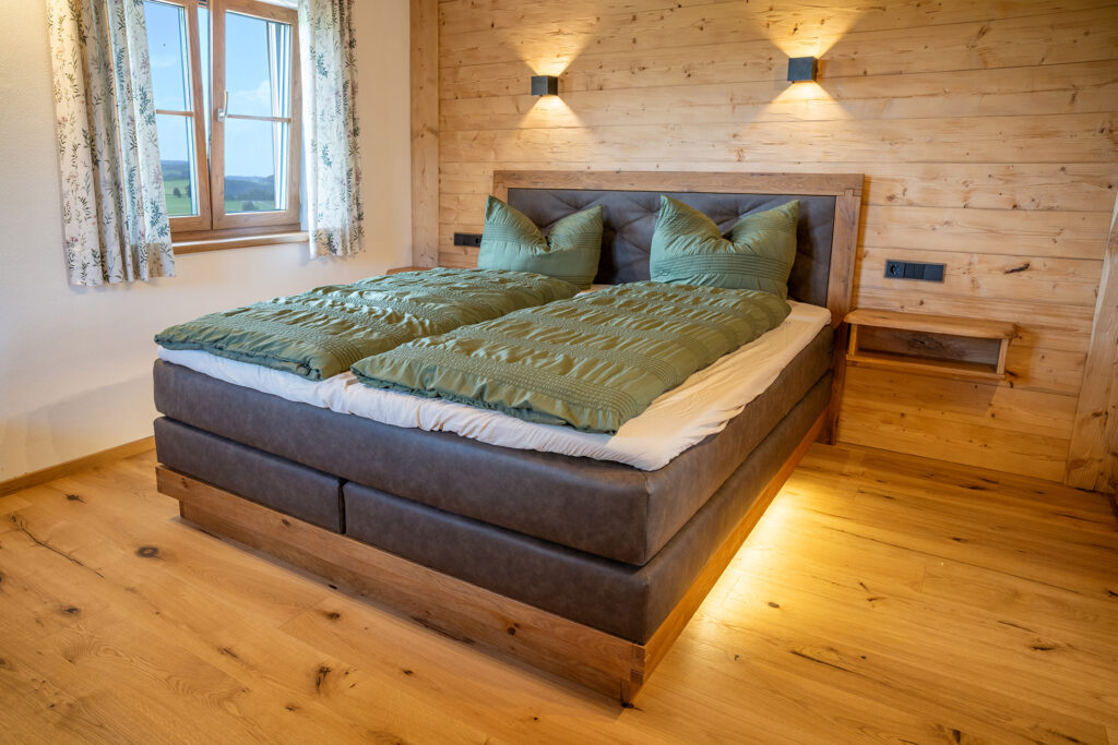 Alpenblick vom Schlafzimmer aus